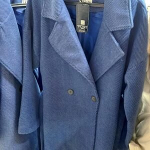 جاكيت جوخ لون أزرق