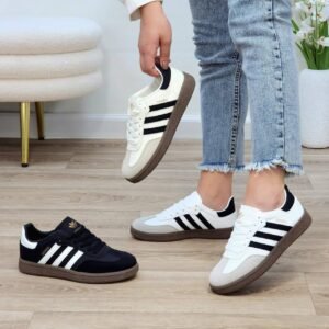 بوت samba اللون الأبيض