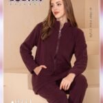 بجامات فيليز مبطن فرو اللون البنفسجي