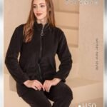 بجامات فيليز مبطن فرو اللون الأسود