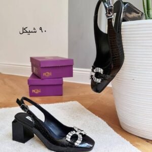 هيلز كعب عريض اللون الأسود